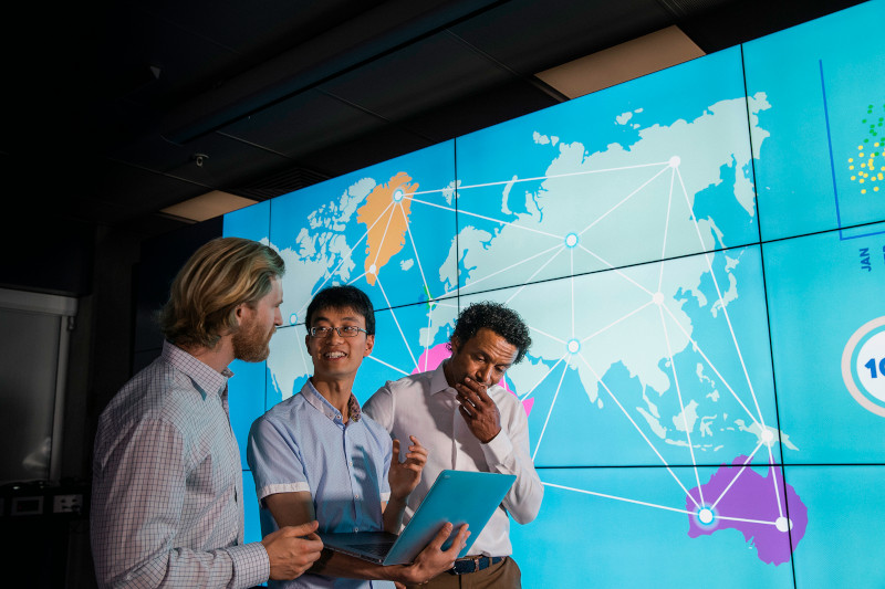 Employees talking Map Screen